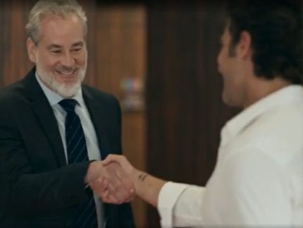 Ademir arma contra Pedro e muda rumos da defesa de Adriana em “Quem Ama Cuida”