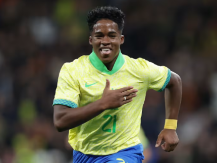 Endrick revela hábito incomum e explica paixão por estudar a história do futebol