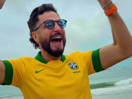 “Chegou a Hora”: Clipe de Latino inspirado na Copa do Mundo alcança 5 milhões de visualizações
