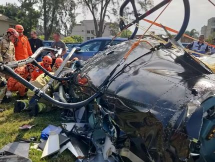 Vítimas de acidente aéreo no Rio são identificadas; cantor internacional está entre os mortos