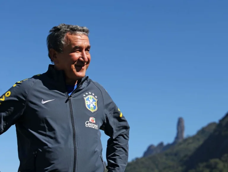 Técnico da Seleção no tetra, Parreira é internado em hospital no Rio de Janeiro