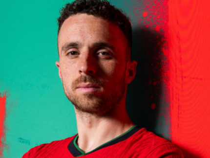 Portugal homenageia Diogo Jota com pulseiras e cerimônia antes da estreia