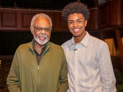 Elenco de musical sobre Gilberto Gil é revelado no dia do aniversário do artista