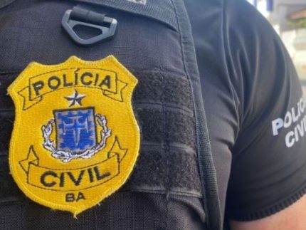 Homem é preso após revelar ao ChatGPT plano de matar o filho de 8 anos para não pagar pensão