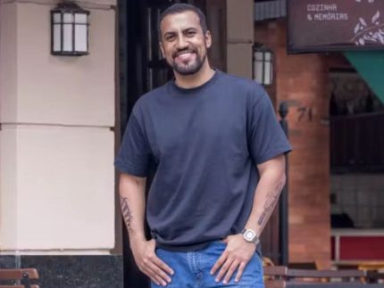 Após brilhar como Olavinho em “Vale Tudo”, Ricardo Teodoro vira galã de “Quem Ama Cuida”