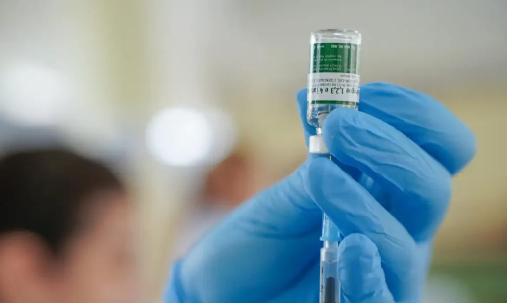 Anvisa cria grupo para avaliar segurança da vacina contra dengue do Butantan.