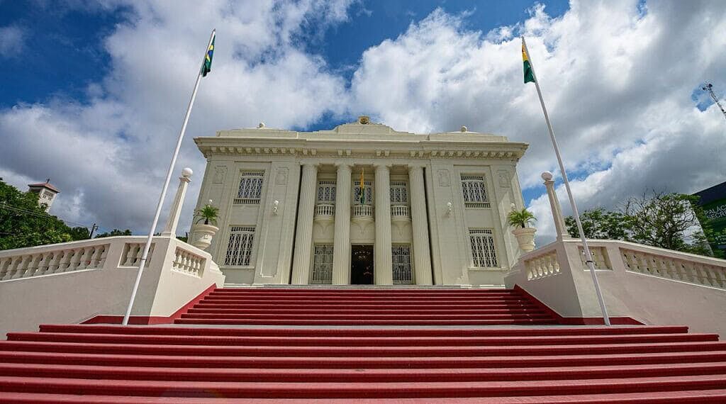 Brasil x Japão: Governo do Acre anuncia ponto facultativo na segunda-feira