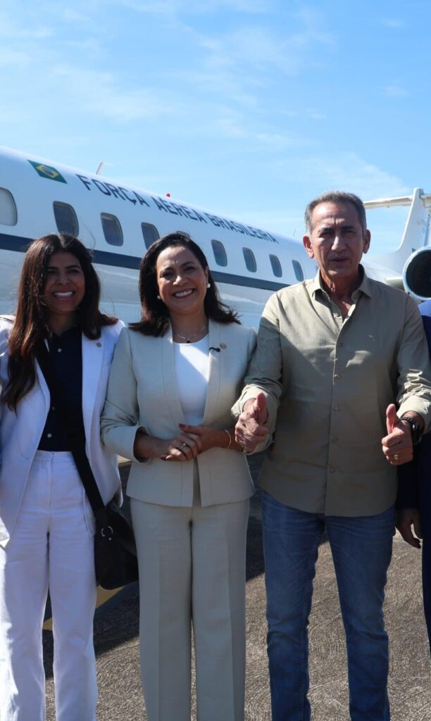 Governadora Mailza Assis recebe ministro Waldez Góes em agenda no Acre para fortalecer parcerias entre Estado e União