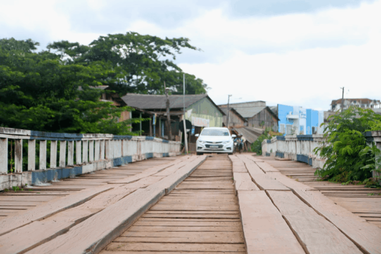 Recuperação da ponte sobre o Igarapé Rapirrã avança na fronteira entre Brasil e Bolívia.