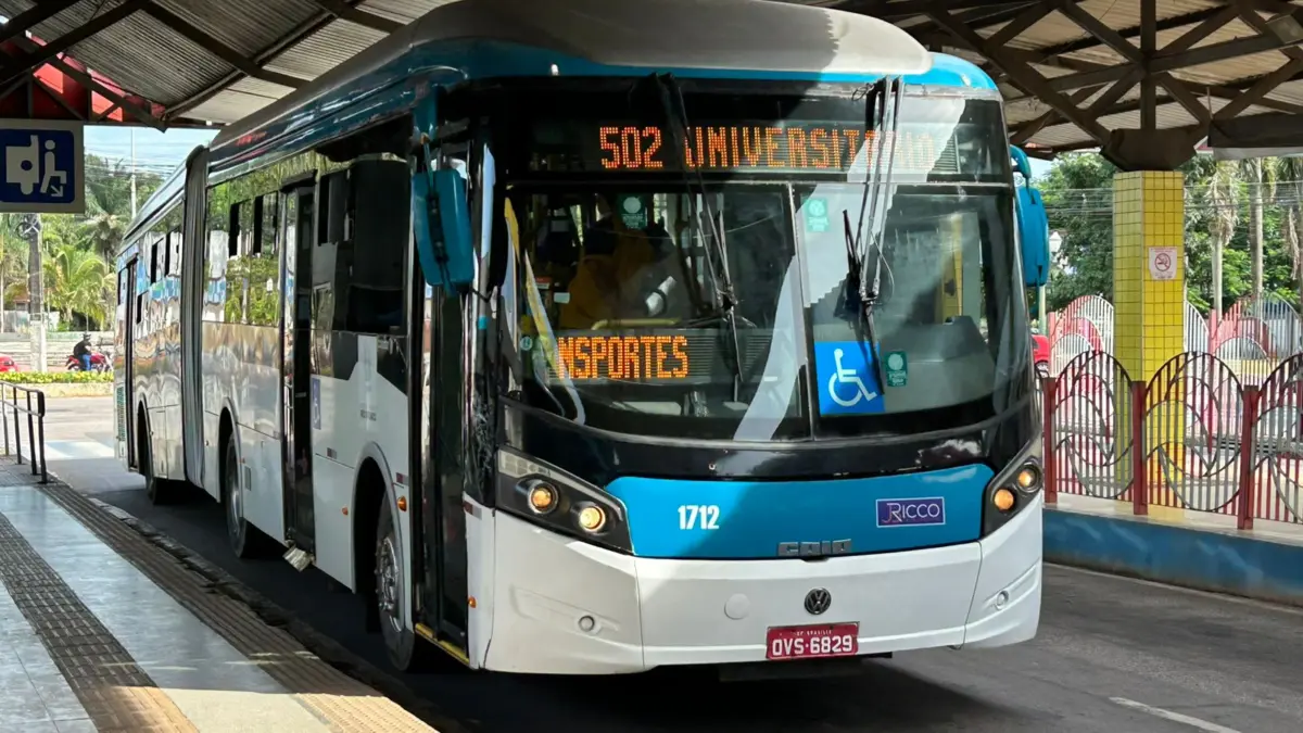 Prefeitura abre seleção emergencial para contratar empresa de ônibus em Rio Branco e gera alerta no transporte