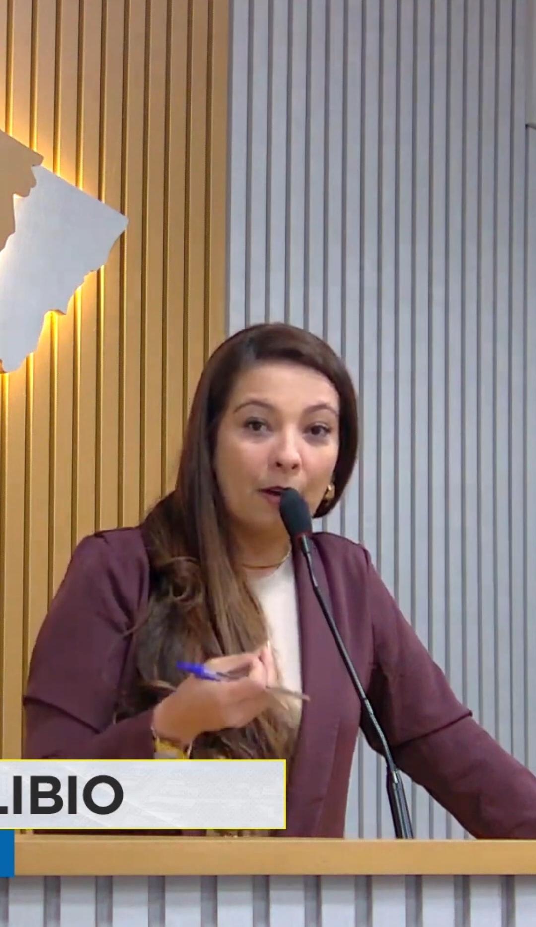 Vereadora Lays Maira cobra melhorias nos cemitérios de Sena Madureira e assistência a famílias carentes
