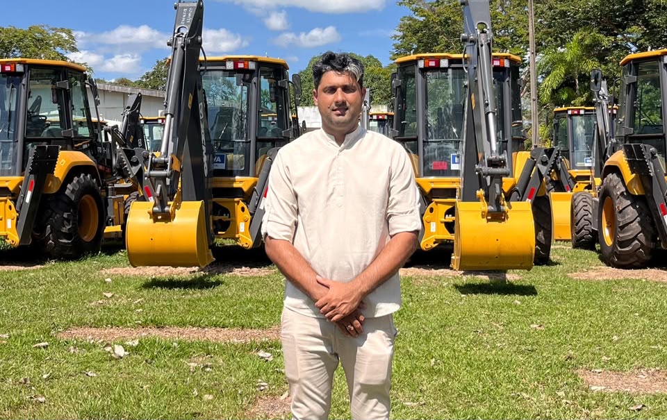 Vereador Real participa da entrega de equipamentos aos municípios