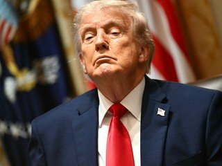 Trump cancela ataques ao Irã após avanço nas negociações diplomáticas