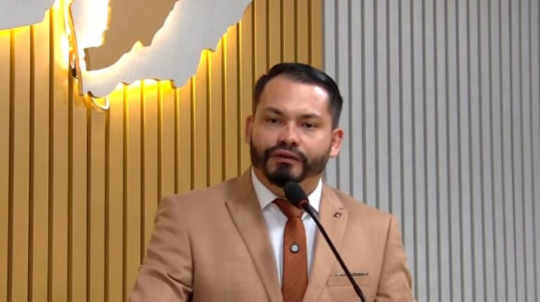 Maycon Moreira fala sobre manifestação do Segundo Distrito durante sessão da Câmara de Sena Madureira.
