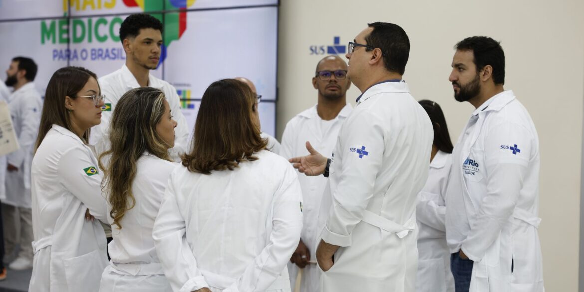 Governo do Acre cria grupo para regulamentar internato de estudantes de medicina formados no exterior