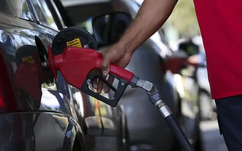 Gasolina continua mais vantajosa que etanol em Rio Branco para carros flex