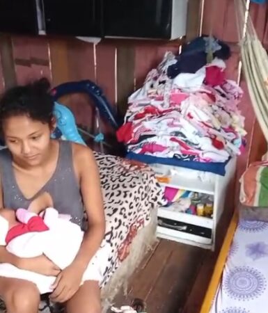 Mãe que deu à luz na rua pede ajuda em Sena Madureira.