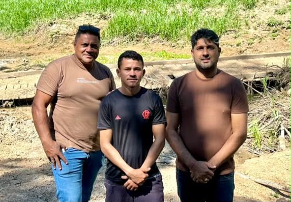 Vereador Real vistoria ramal da Lua Nova e cobra recuperação de pontes no Rio Macauã