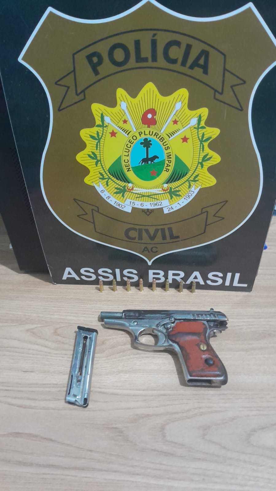 Homem é preso por tentativa de feminicídio após atacar ex-companheira em Assis Brasil