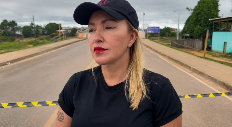 Sula Ximenes durante inspeção na ponte Frei Paolino em Sena Madureira
