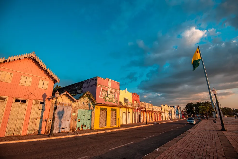 Previsão do tempo no Acre aponta sexta-feira quente com sol, nuvens e chuvas pontuais