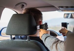 Motorista de aplicativo escapa de cárcere privado e PM prende suspeito de assalto em Cruzeiro do Sul