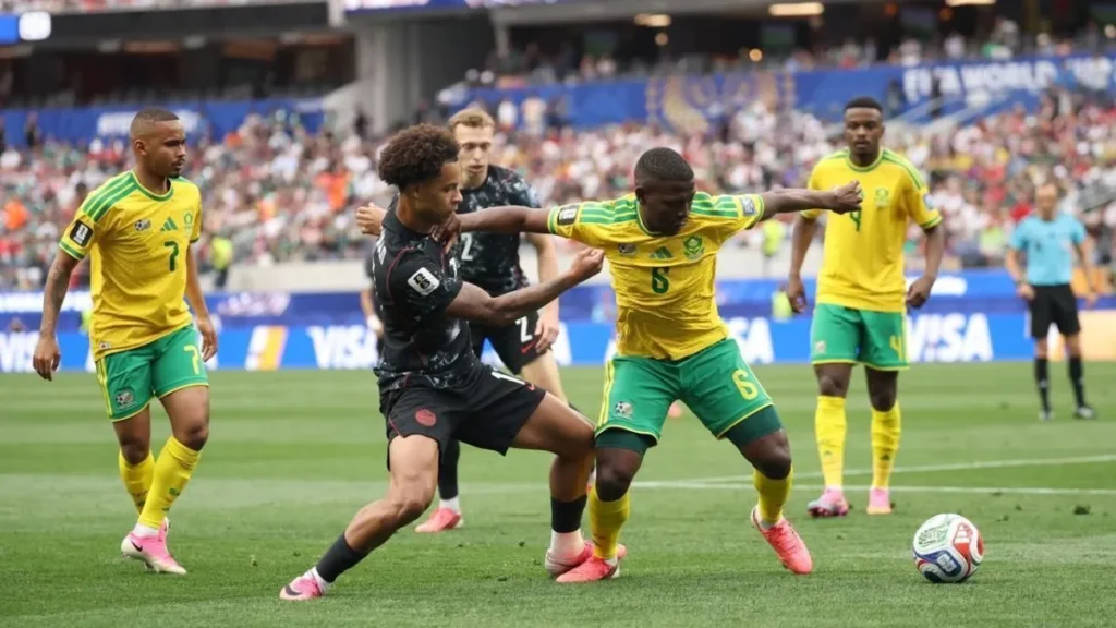 Canadá vence África do Sul e avança às oitavas da Copa do Mundo 2026