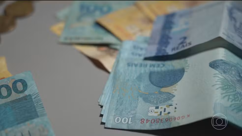 Governo lança Desenrola e amplia crédito para trabalhadores informais e beneficiários do Fies
