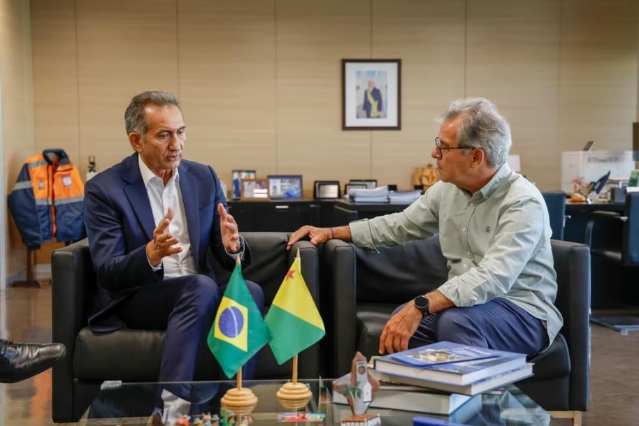 Jorge Viana anuncia visita de ministro de Lula ao Acre para lançamento do programa Inova
