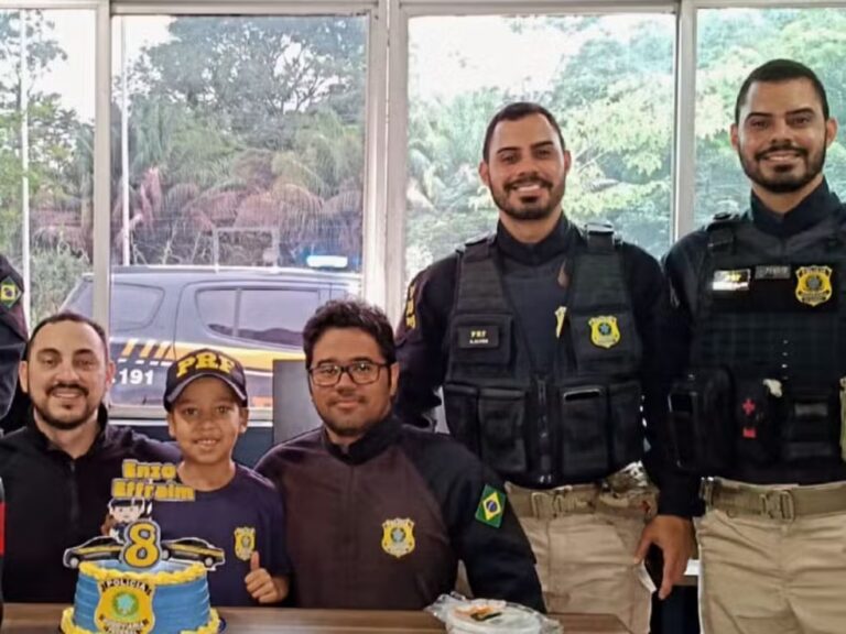 Menino que ganhou festa da PRF morre de câncer no Acre após longa batalha.