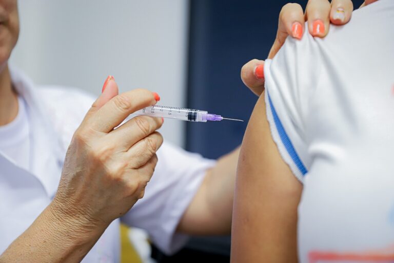 Quase 100% das puérperas não se vacinaram contra a gripe no Acre