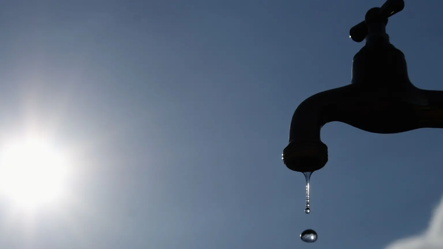 Torneira furada: Acre desperdiça 56% da água tratada e amarga o 5º pior índice de perdas do Brasil