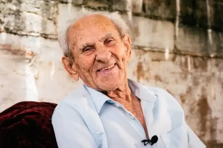 Luto na internet: Morre Vovô Anésio, fenômeno das redes sociais, aos 88 anos