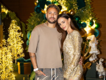 Aniversário da 04! Neymar e Bruna Biancardi celebram 1 ano de Mel
