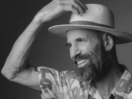 Advogado que organizou o próprio “velório em vida” após câncer terminal morre aos 49 anos