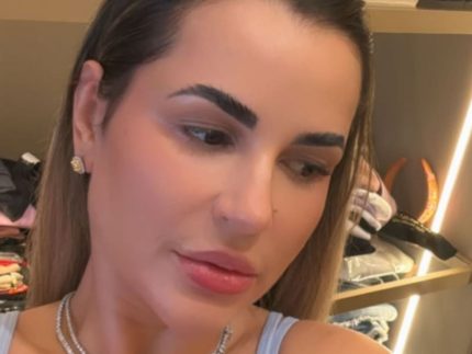 Justiça decide hoje se Deolane Bezerra vai para prisão domiciliar; MP é contra