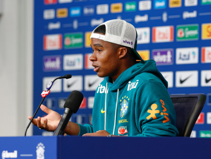 Endrick quebra o silêncio após eliminação do Brasil na Copa: “Difícil confortar todos”