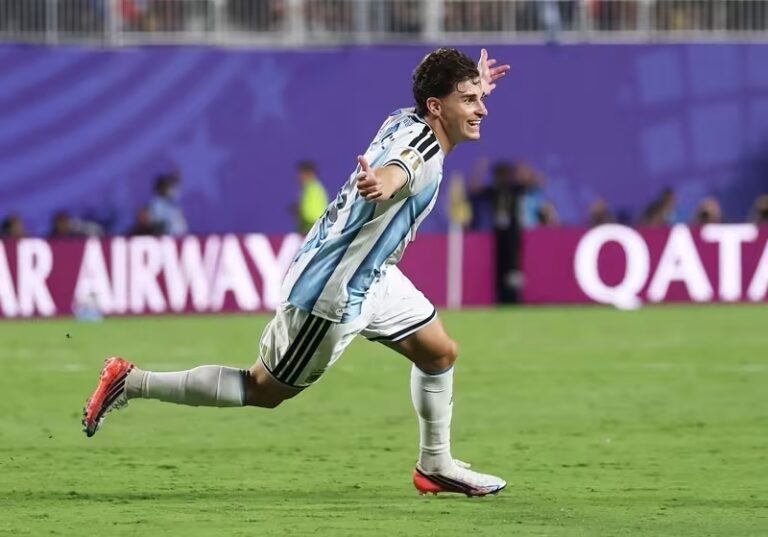 Argentina vence a Suíça e garante vaga na semifinal da Copa do Mundo de 2026.
