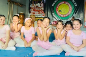 Projeto de balé em Manuel Urbano atende 60 meninas e transforma vidas.