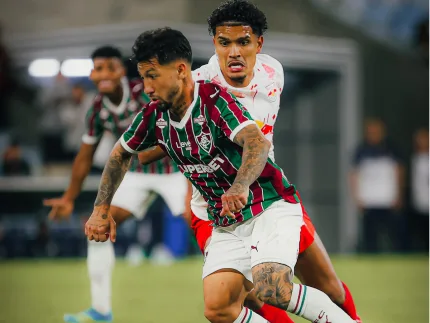 Jogador do Fluminense é investigado por cartão suspeito em jogo do Brasileirão. Entenda!