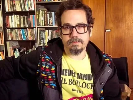 Diretor de séries da Globo, Ricardo Spencer é encontrado morto aos 49 anos em SP
