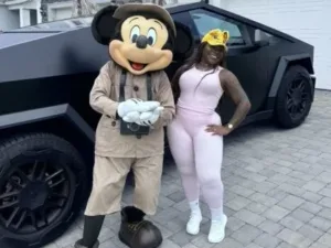 Jojo Todynho retorna à atração da Disney que a motivou a fazer bariátrica