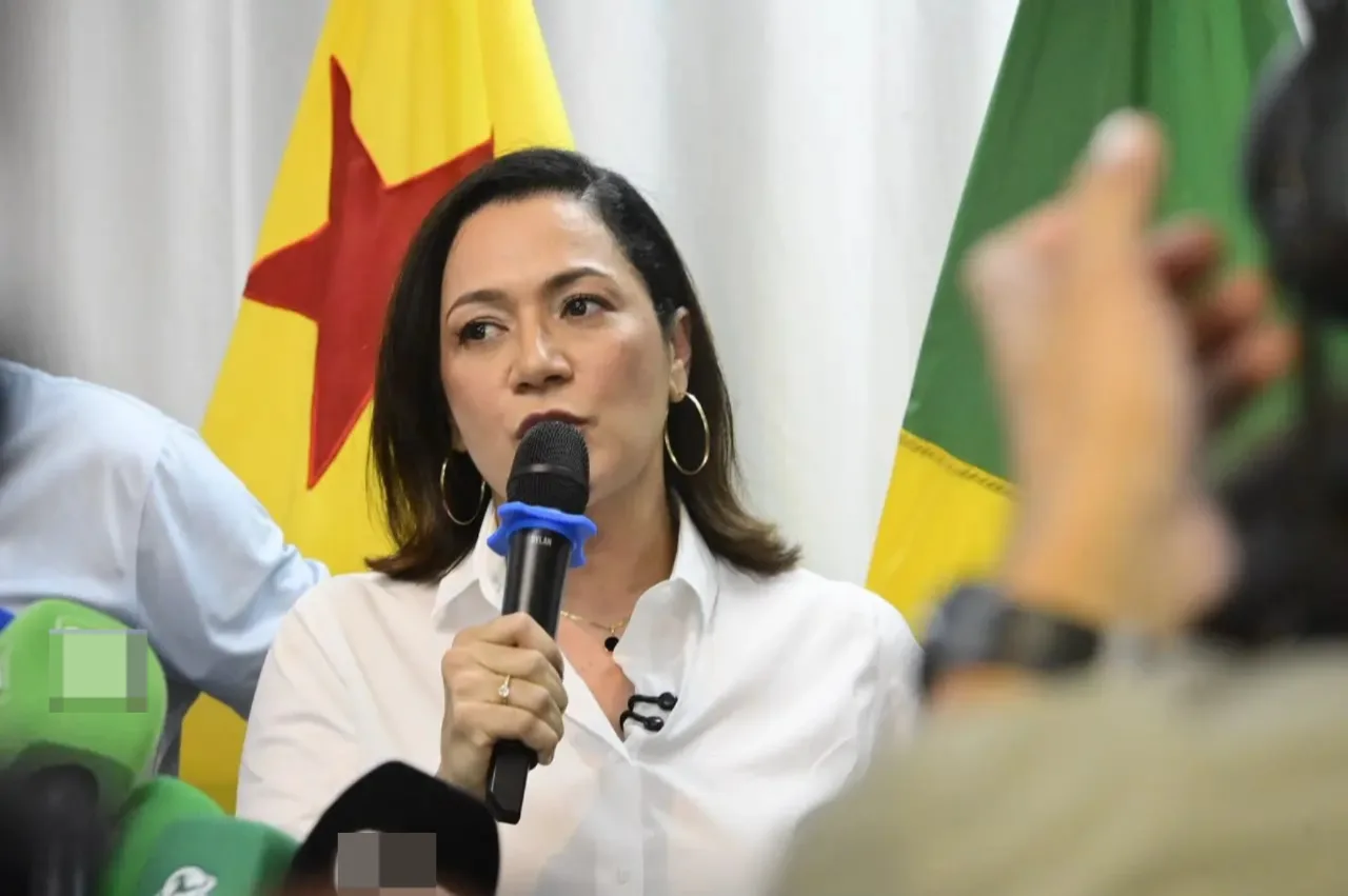 Governadora Mailza Assis instala Gabinete Governamental em Sena Madureira.