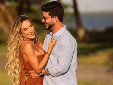 Gabi Martins e Matheus Fidelis colocam fim ao relacionamento pela segunda vez