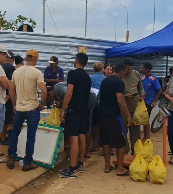 Falta de gelo dificulta trabalho de pescadores em Sena Madureira durante período de pesca