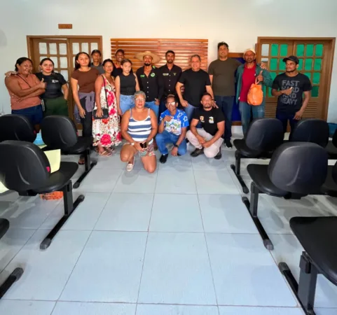 Vereador Real participa de reunião para garantir continuidade das aulas no Ramal do 25 em Sena Madureira