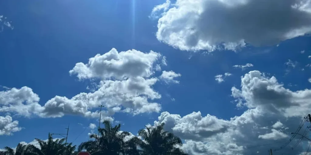 Previsão do tempo no Acre indica segunda-feira quente, seca e com muito sol.