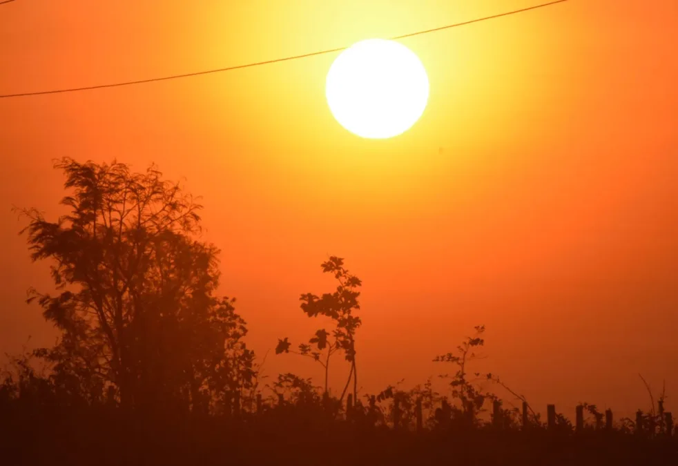 Tempo no Acre: calor predomina e umidade do ar fica baixa nesta terça feira 14