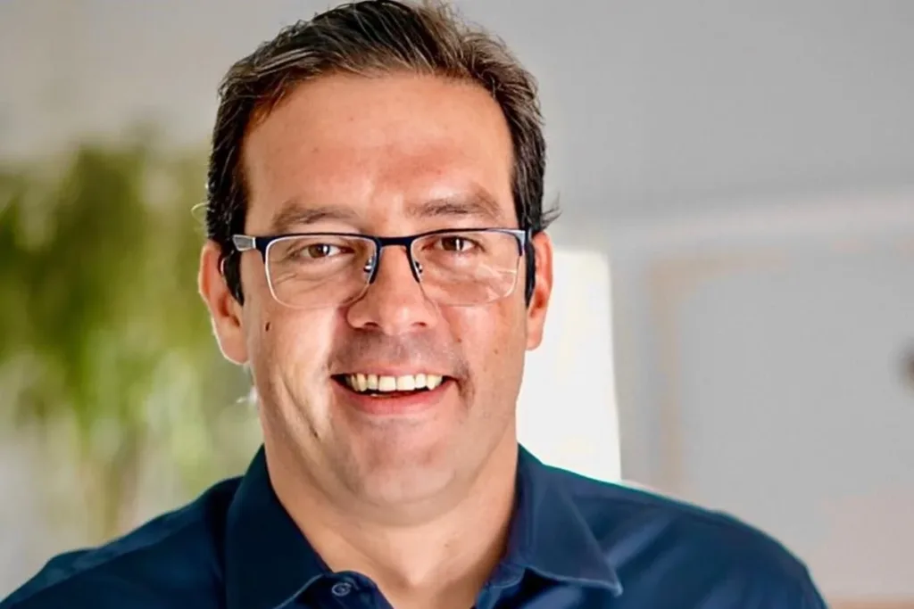 Adversário de Alcolumbre diz ao TSE ter ficado mais pobre em 2 anos
