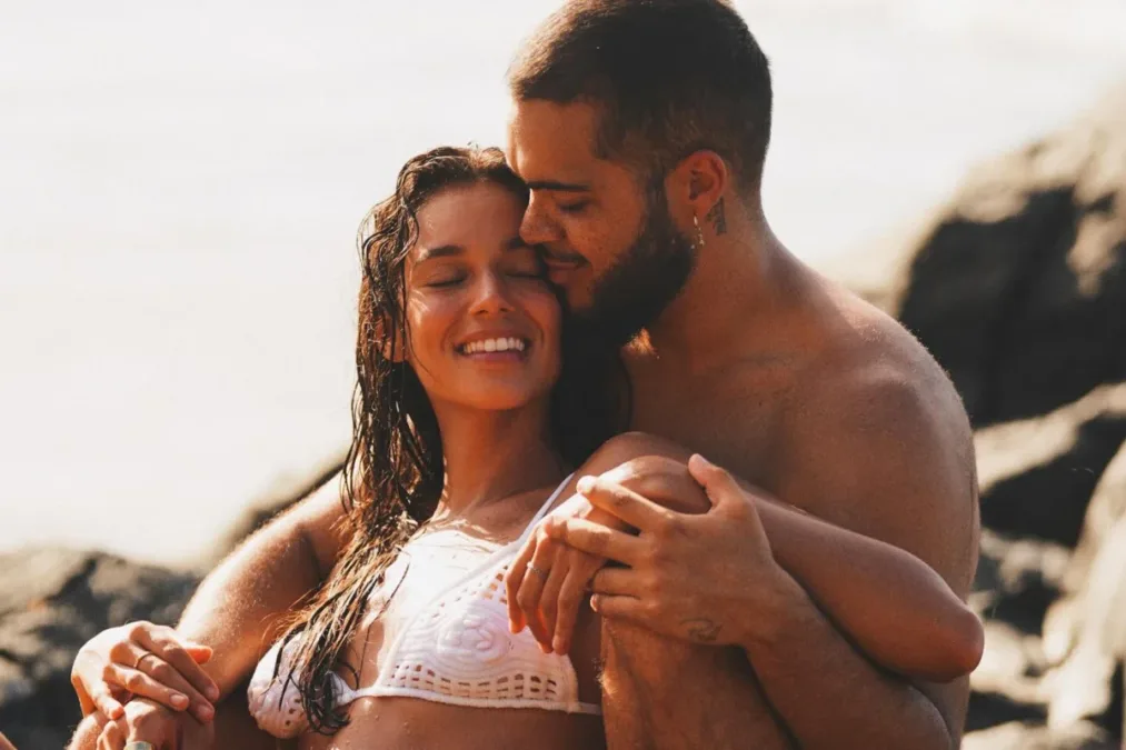 Alane celebra estreia como atriz e fala sobre casamento com Fran Gil